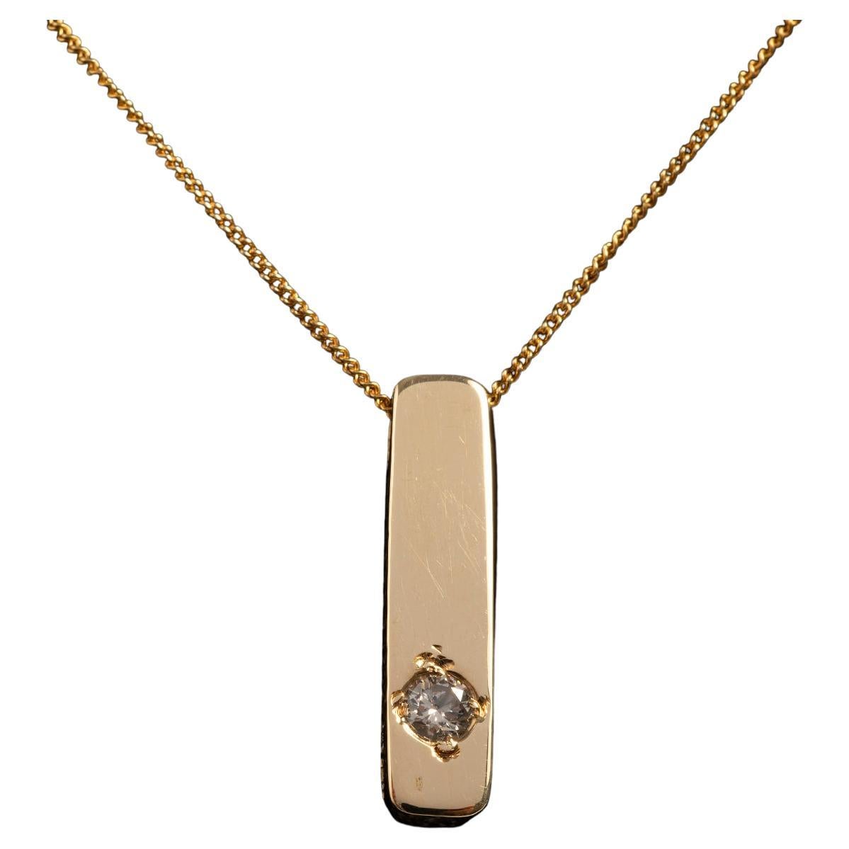 Diamond Bar Pendant & Chain, 18 Carat Yellow Gold Chain. For Sale