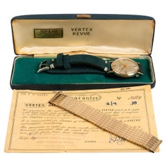 Reloj de pulsera Vertex Revue Vintage, oro amarillo de 9 quilates, manual, caja de 34". Año 1970.