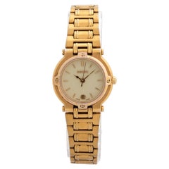 Gucci-Damenuhr, Referenznummer 9200L, mit vergoldetem 25-mm-Gehäuse und Armband, 1993