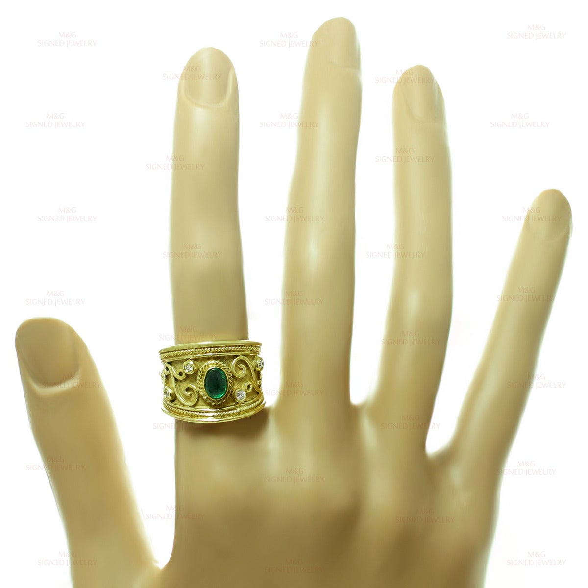 1980s Byzantine Emerald Diamond Yellow Gold Wide Band Ring 2