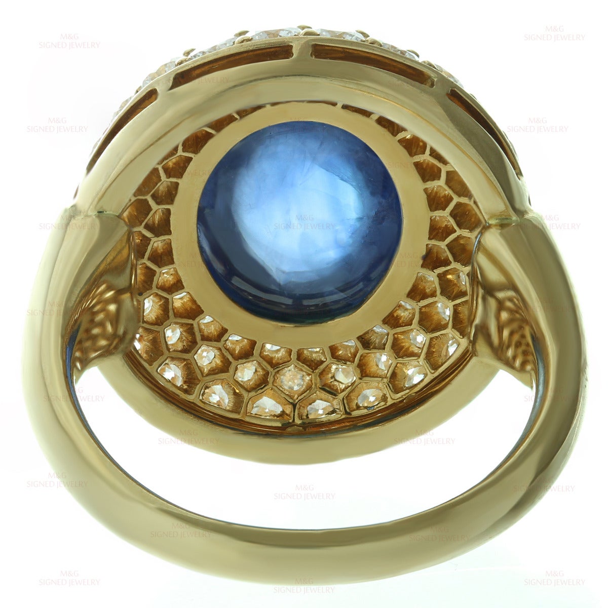 Women's 1980s Harry Winston Blue Sapphire Diamond Gold Dome Ring