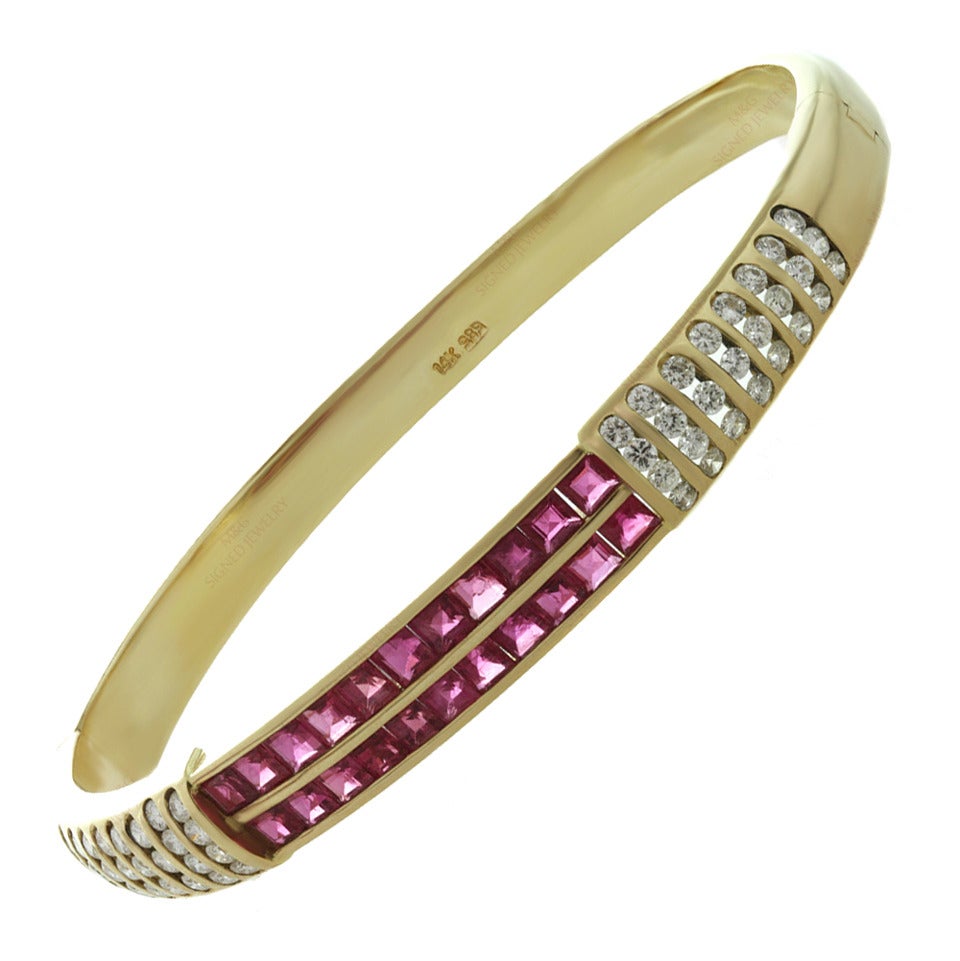 1970s Diamond Ruby Gold Bangle Bracelet