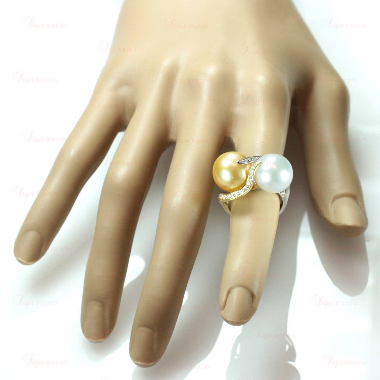 Diamond White and Yellow South Sea Pearl Two-Tone Gold Ring 1