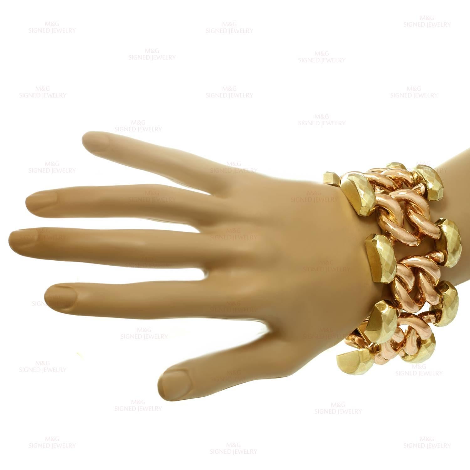 RETRO, 1940s Two Color Gold Large Link Bracelet In Excellent Condition For Sale In New York, NY