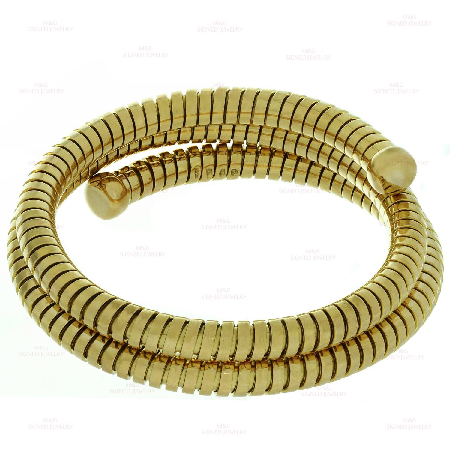 1980s Bulgari Tubogas Gold 3-Row Flexible Bracelet In Excellent Condition In New York, NY