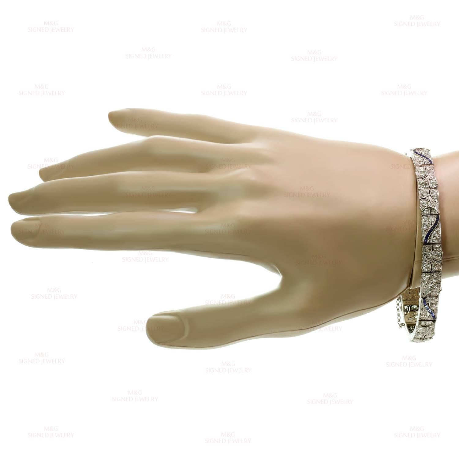 Women's 1930s Art Deco Blue Sapphire Diamond Platinum Bracelet