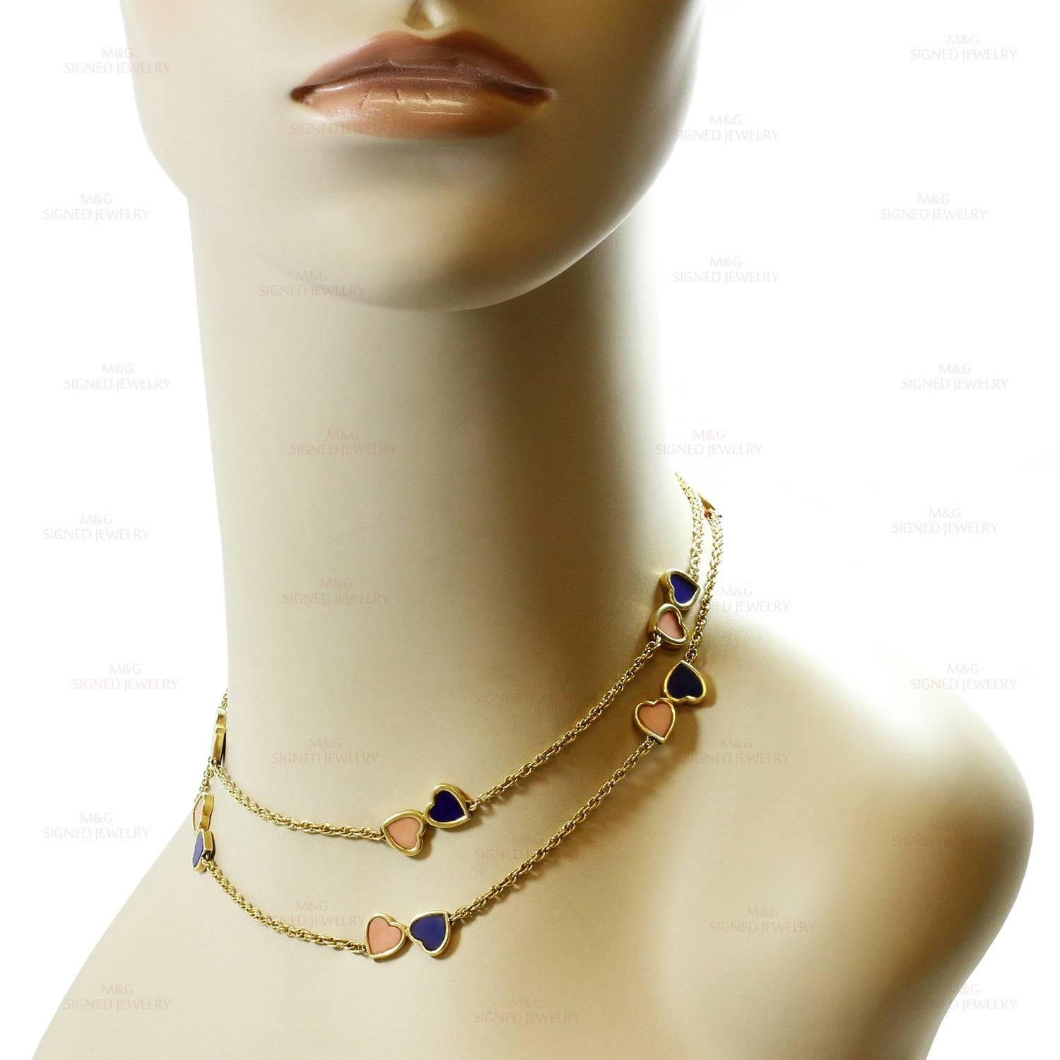 1960s Van Cleef & Arpels Pink Coral Lapis Lazuli Gold Double Hearts Necklace In Good Condition In New York, NY