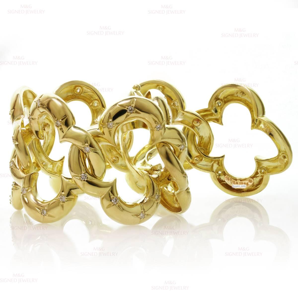 VAN CLEEF & ARPELS Alhambra Yellow Gold Diamond Bracelet In Excellent Condition In New York, NY