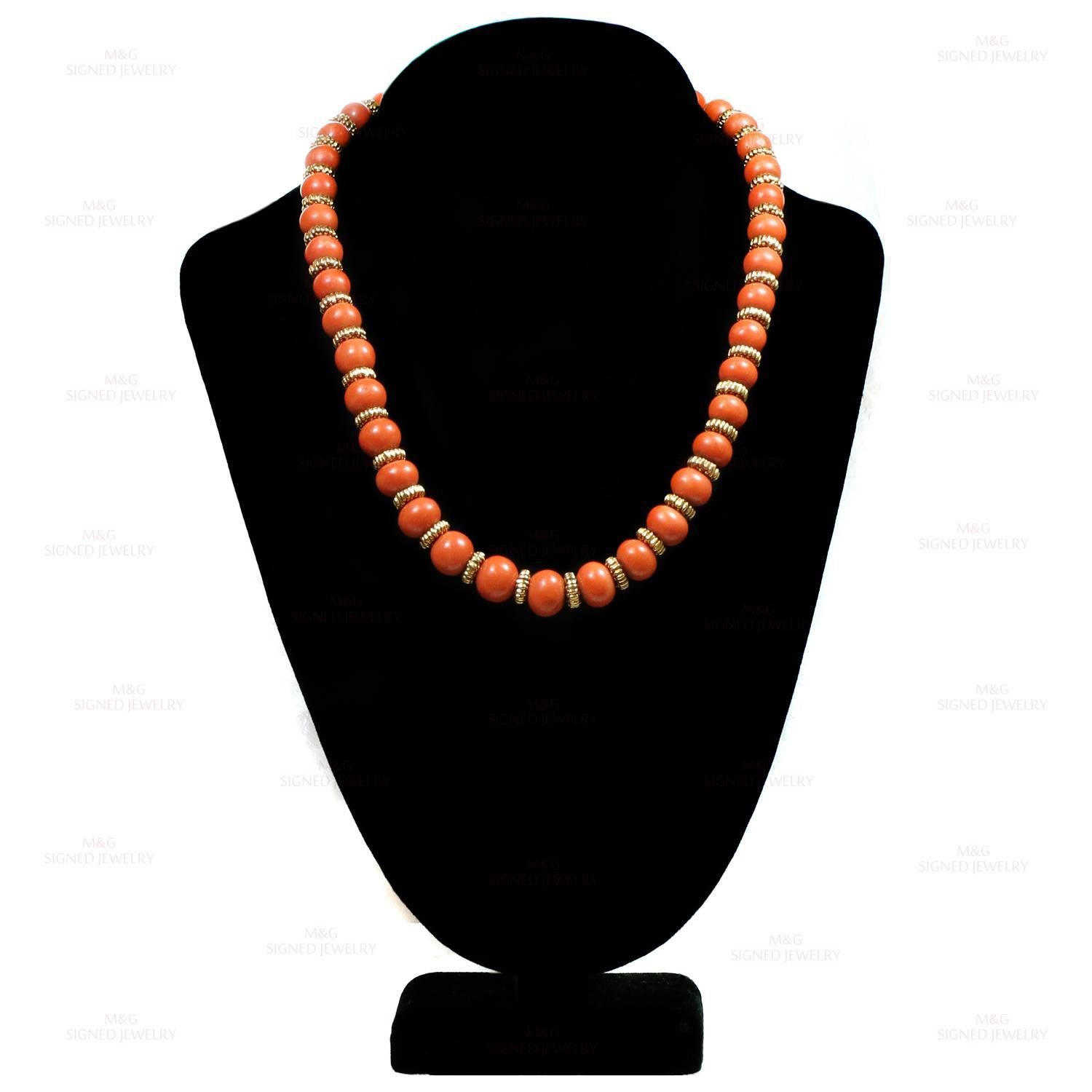 1960s Van Cleef & Arpels Coral Gold Bead Necklace In Excellent Condition In New York, NY