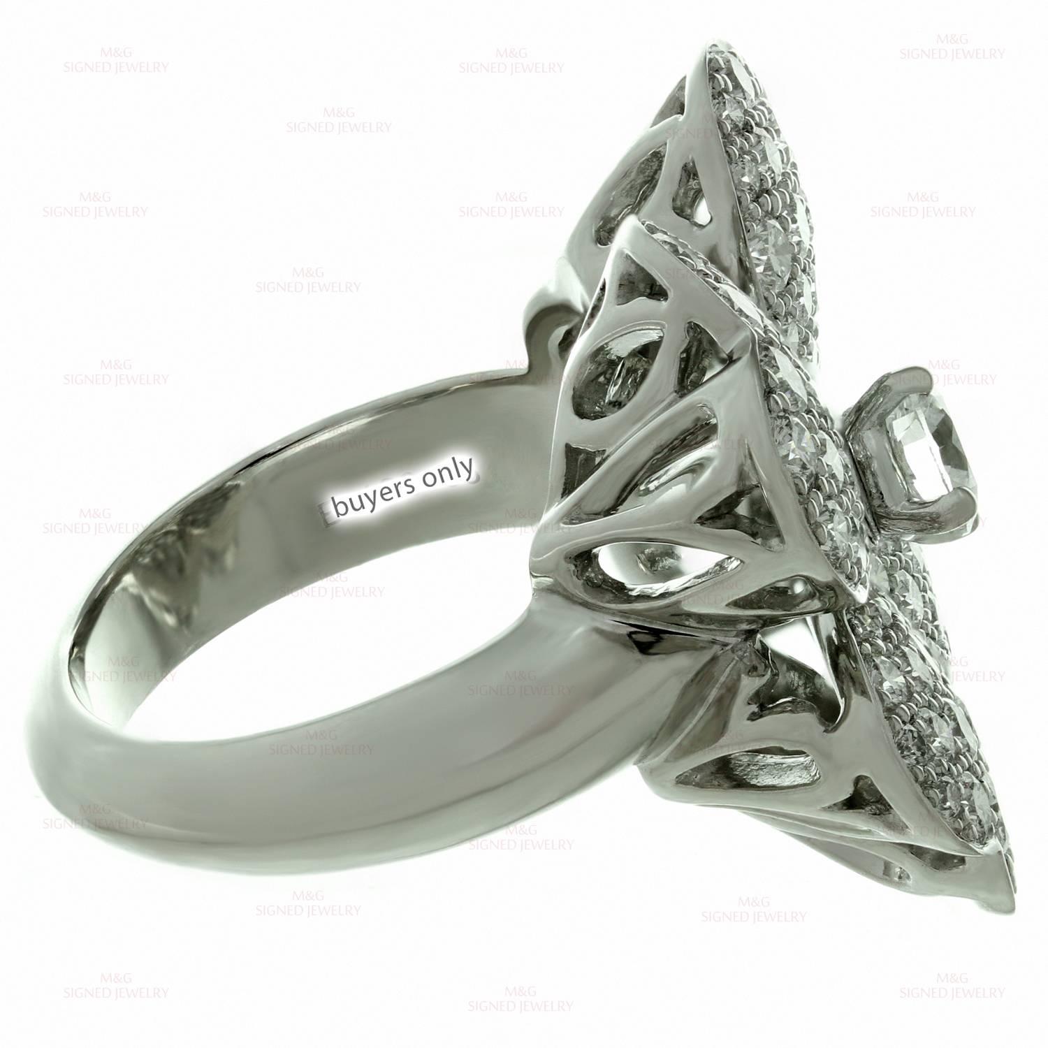 Women's Van Cleef & Arpels Cosmos Large Model Diamond Gold Ring