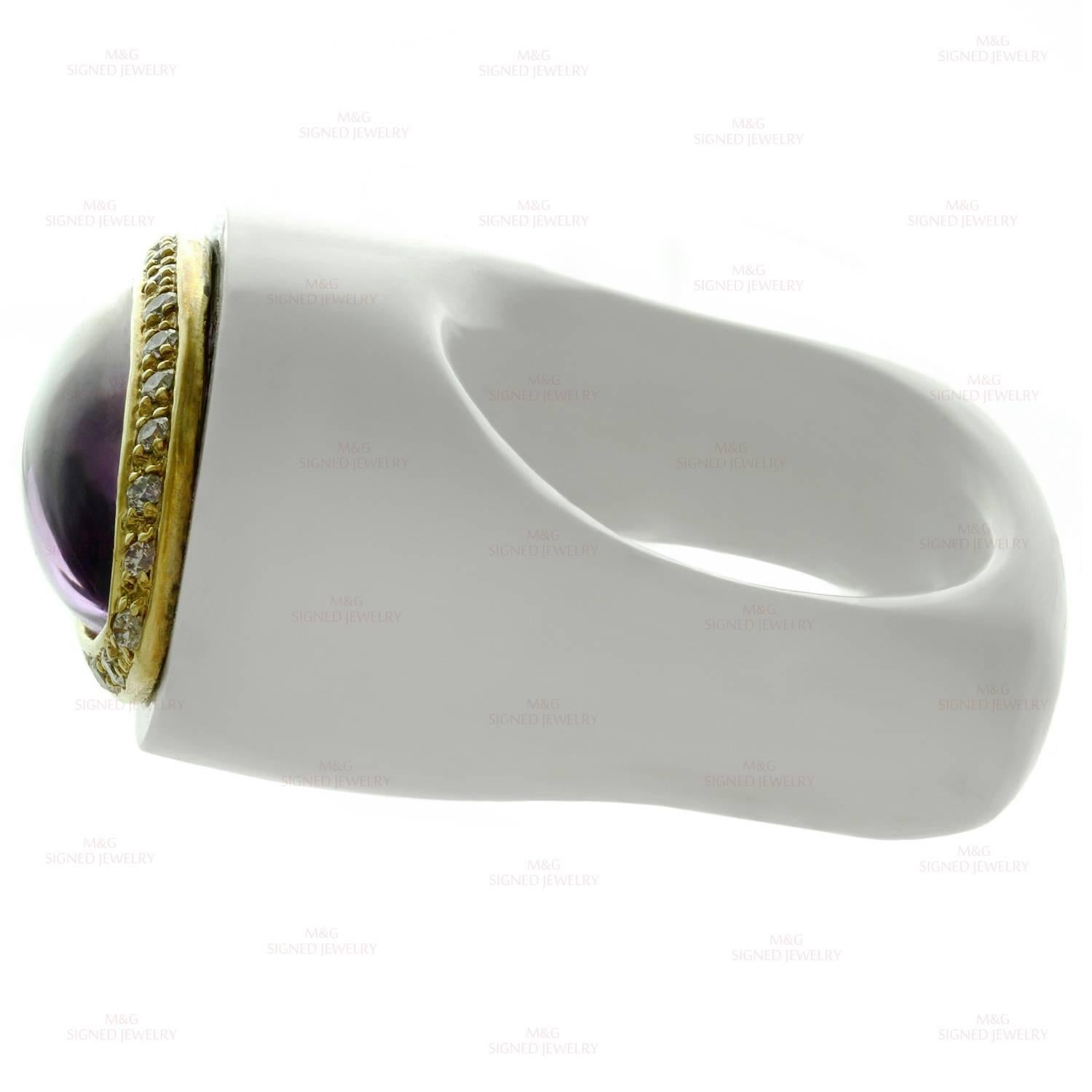 Amethyst Diamond White Agate Yellow Gold Ring Size 53 In Excellent Condition In New York, NY