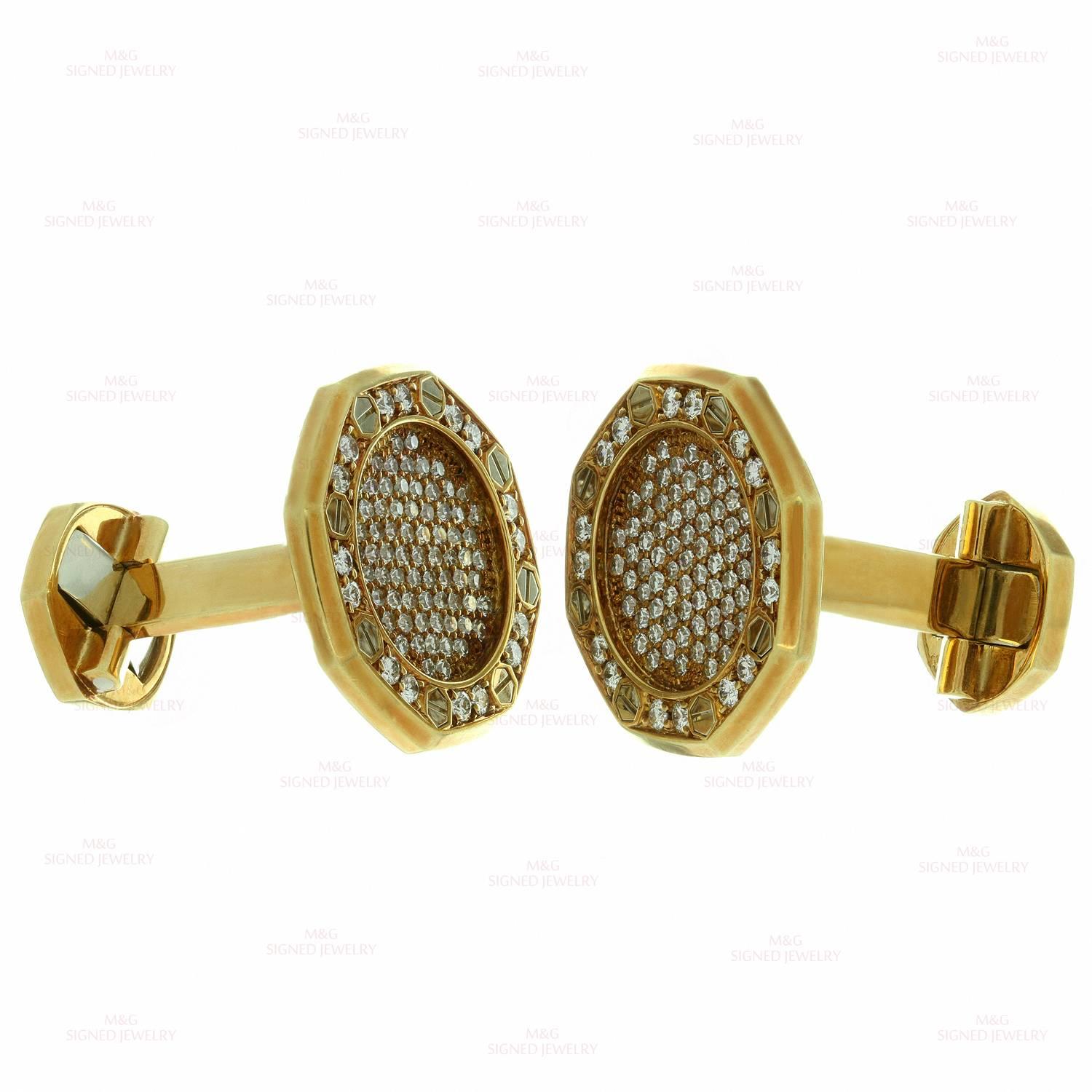 AUDEMARS PIGUET Royal Oak  Gold Diamond Mens Cufflinks In Excellent Condition In New York, NY