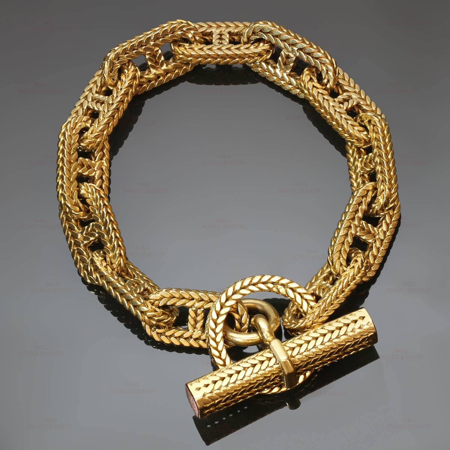 This rare unisex Hermes bracelet is crafted in 18k yellow gold and was designed by George L'enfant for the classic Chain d'Ancre collection. Made in France circa 1960s. Measurements: 1.61