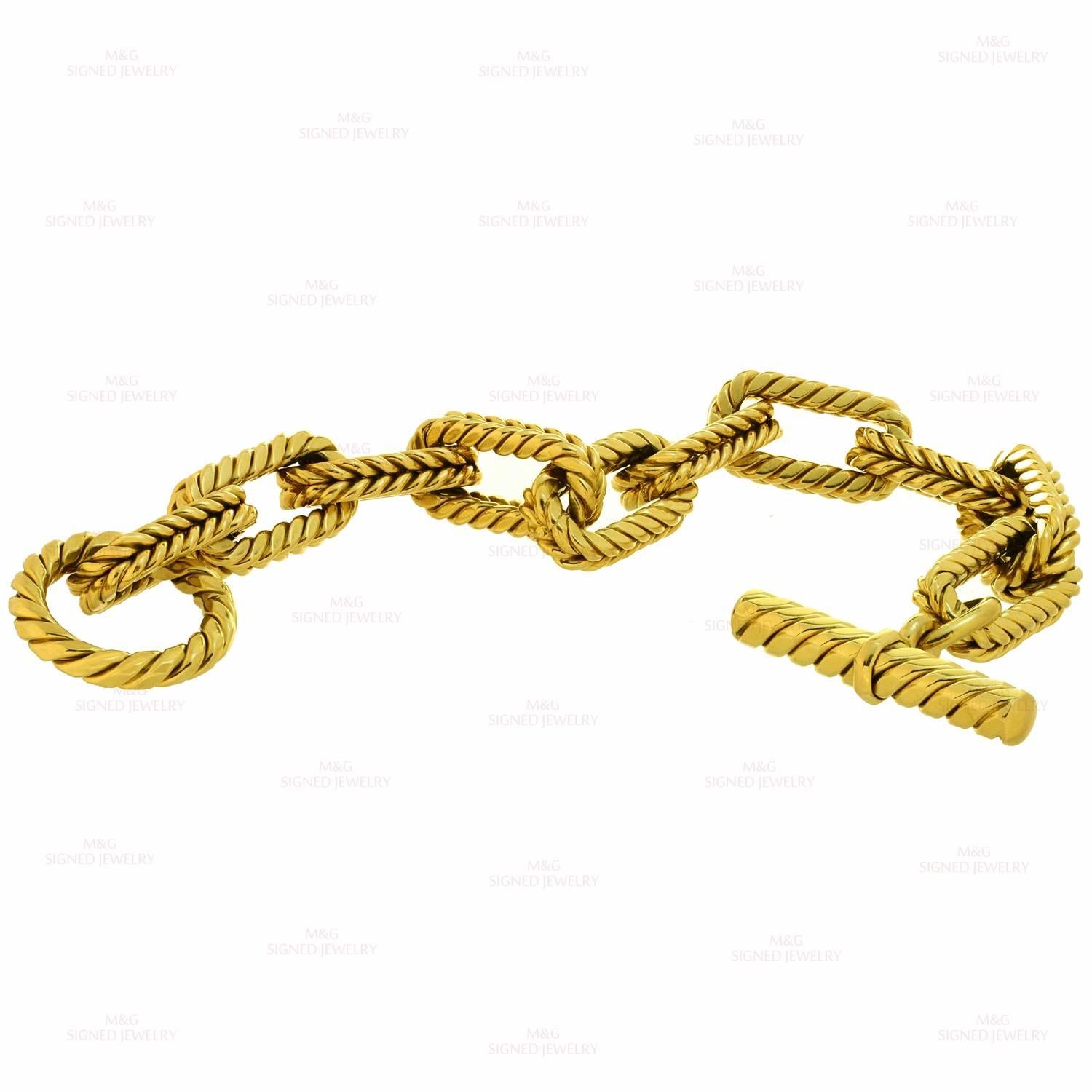 Women's Toggle Clasp Yellow Gold Ridged Rectangular Link Bracelet