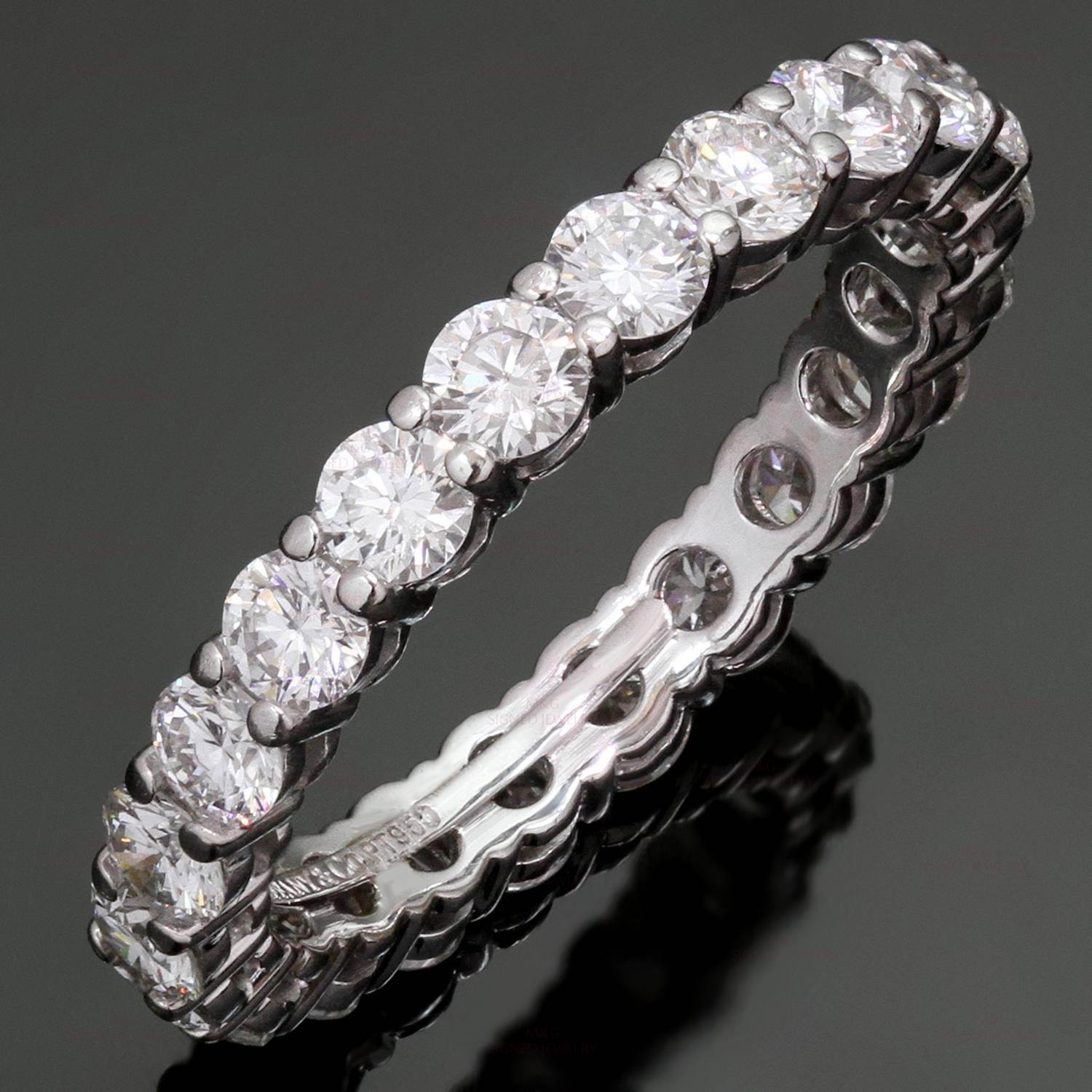 This gorgeous Tiffany band ring from the iconic embrace collection is crafted in platinum and features a full circle 22 round brilliant-cut diamonds of an estimated 1.80 carats. Made in United States circa 2010s. Measurements: 0.11
