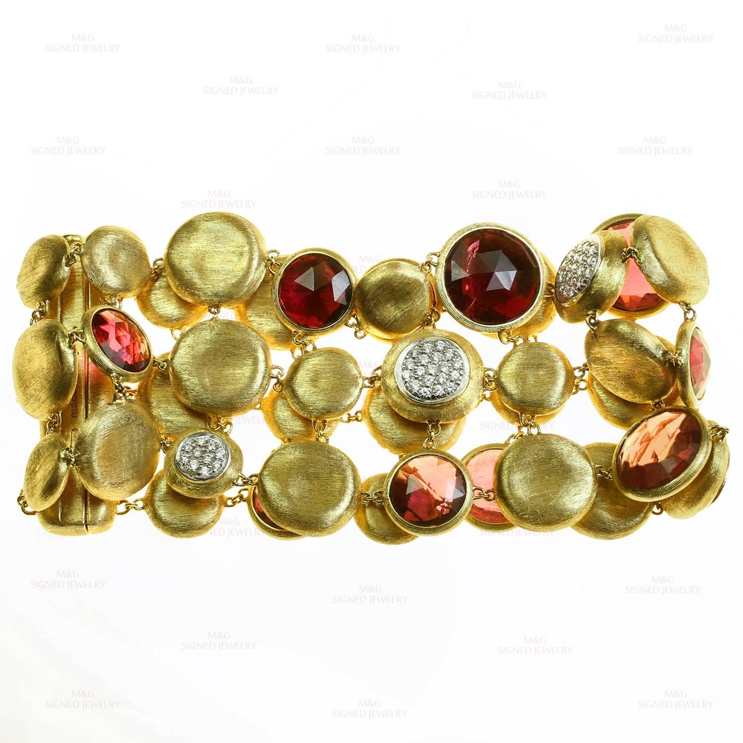 Marco Bicego Jaipur Diamant-Granat-Armband aus 18 Karat Gelbgold, dreireihig (Achteckschliff) im Angebot