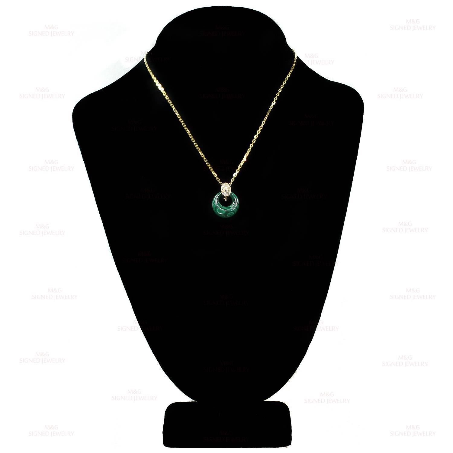 Van Cleef & Arpels Diamond Malachite Lapis Lazuli 18 Karat Pendant Necklace 1