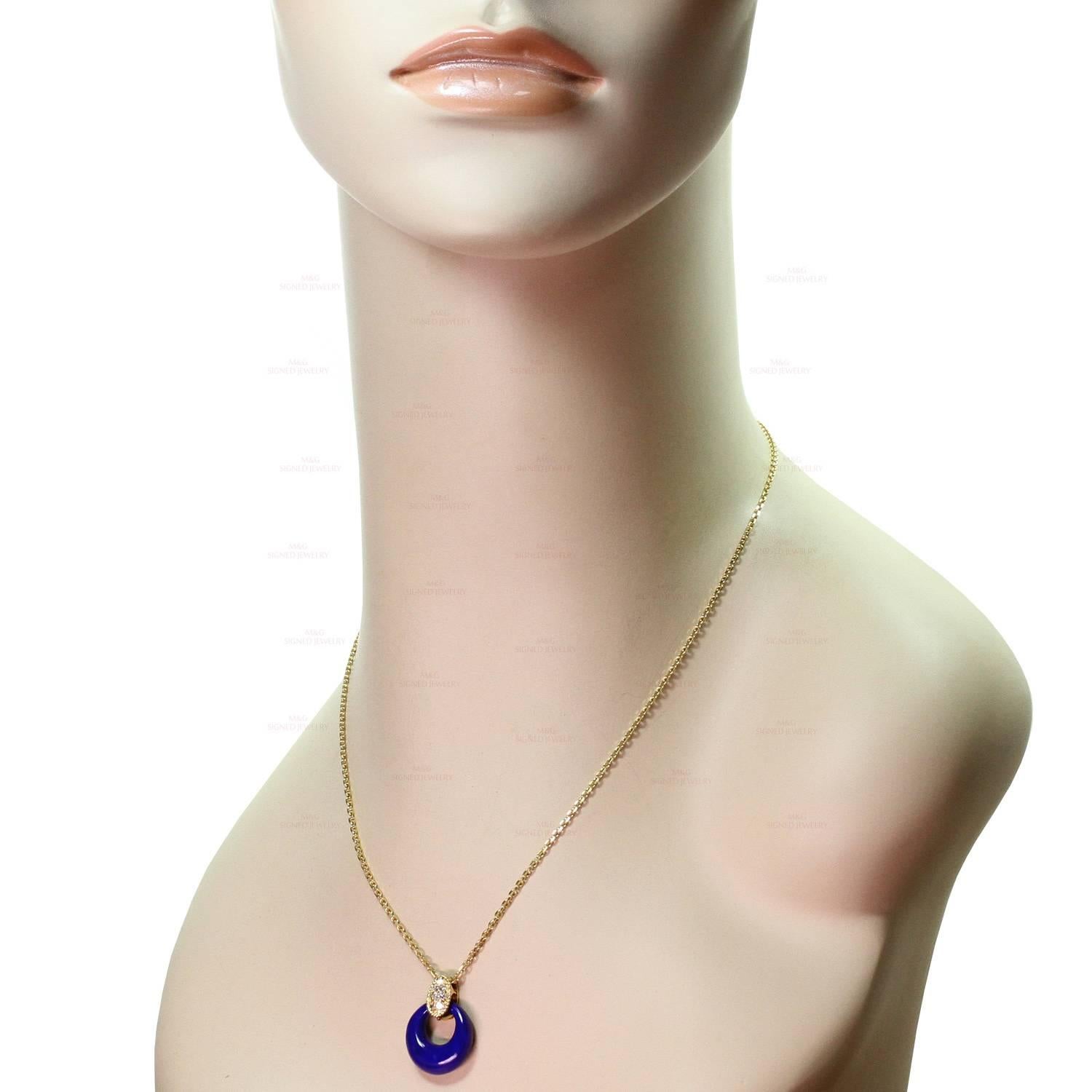 Van Cleef & Arpels Diamond Malachite Lapis Lazuli 18 Karat Pendant Necklace 2