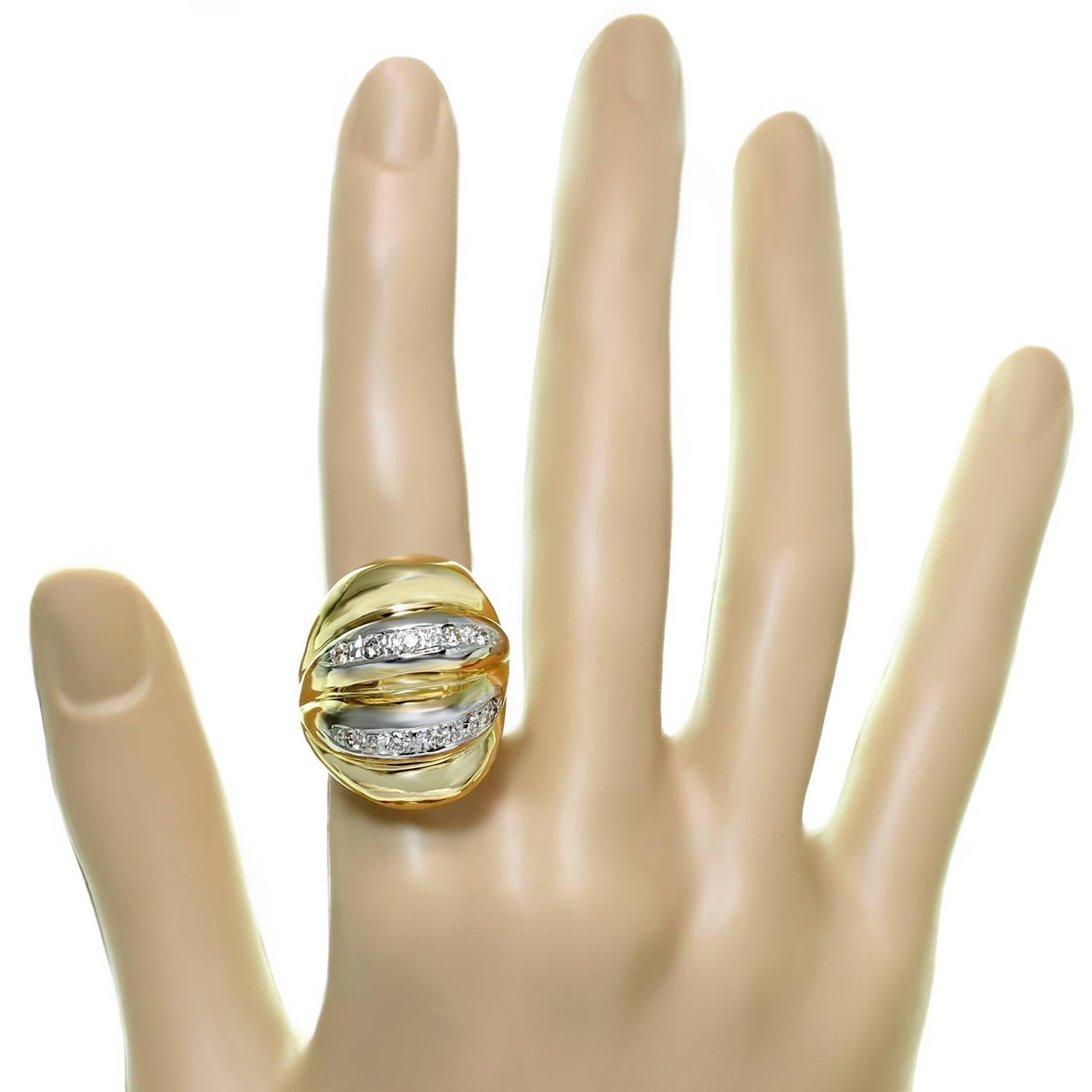 Diamond Yellow Gold Fluted Dome Ring In Excellent Condition For Sale In New York, NY