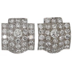 ImPRESSIONNANT ! Boucles d'oreilles rétro en or blanc et diamants