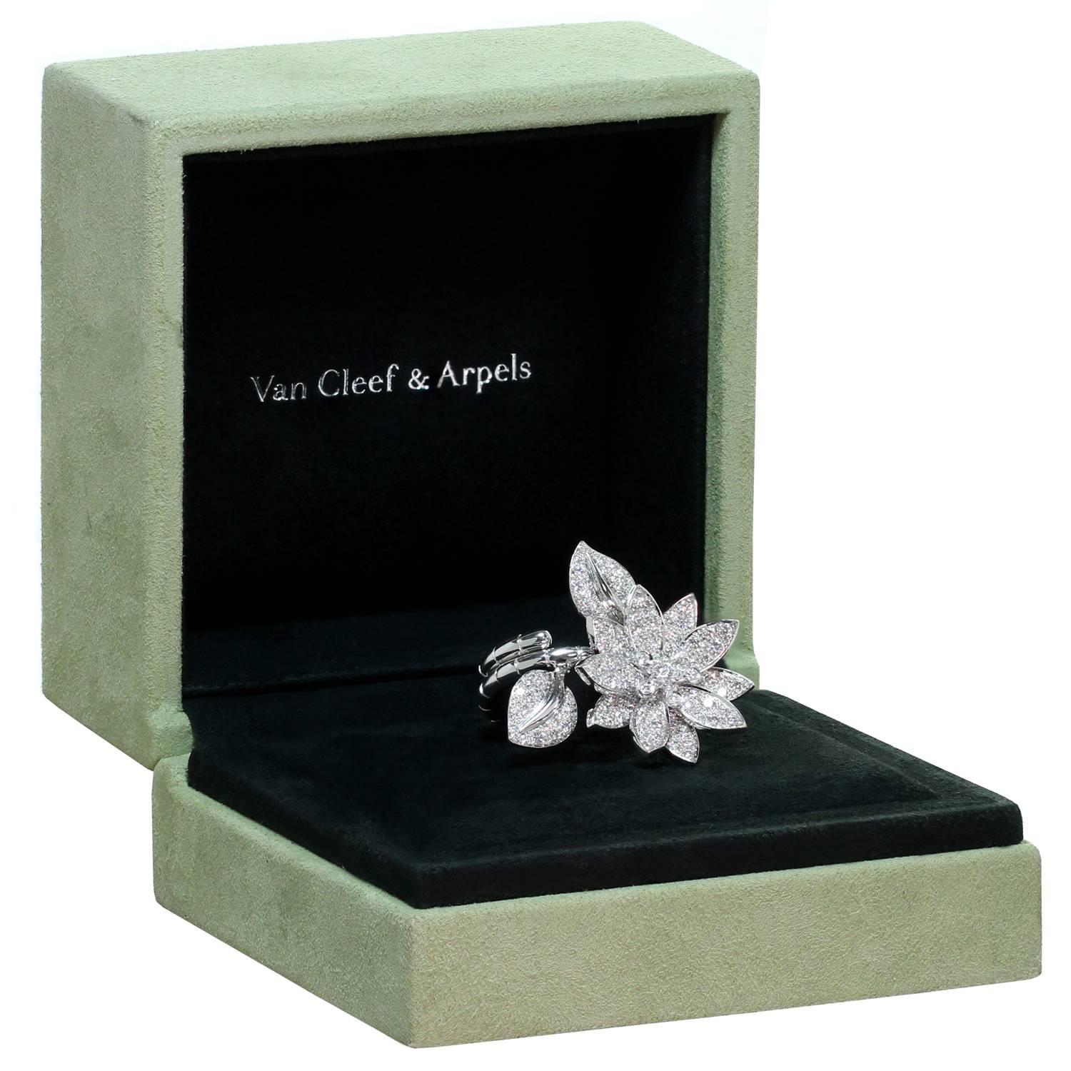 Women's Van Cleef & Arpels Lotus Between-the-Finger Diamond White Gold Ring