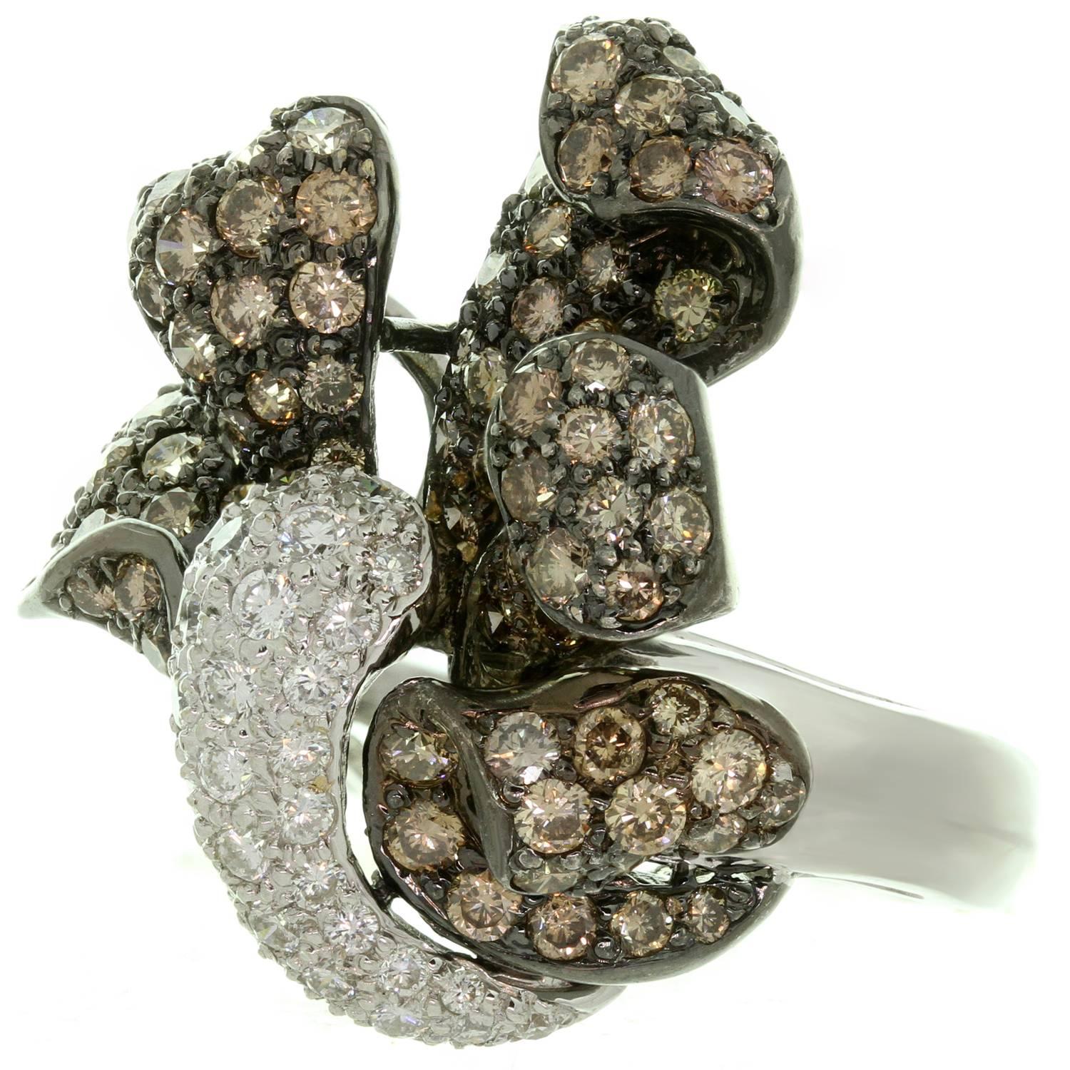 White and Champagne Diamond White Gold Flower Ring  Earrings Set 2