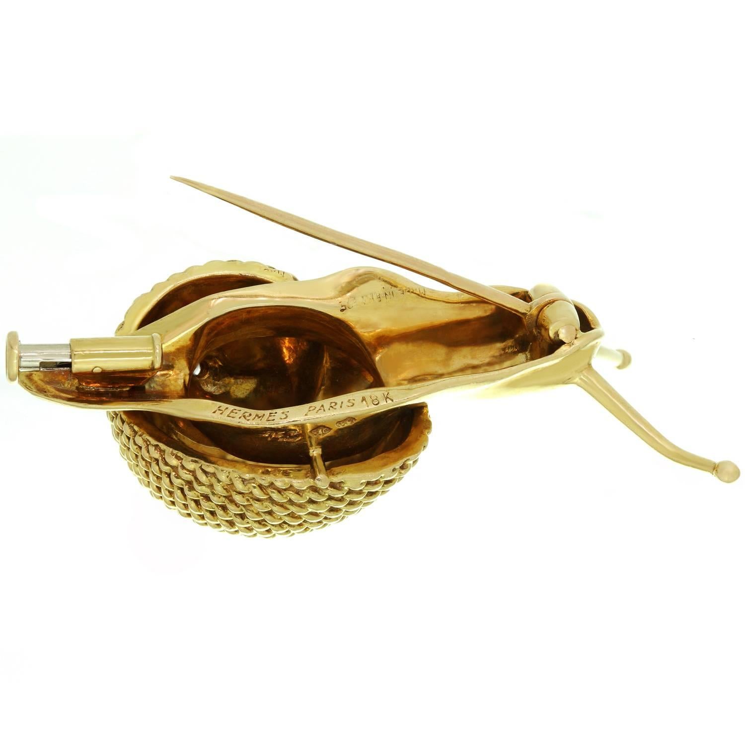 Hermes Solitaire Diamond Yellow Gold Snail Brooch 2