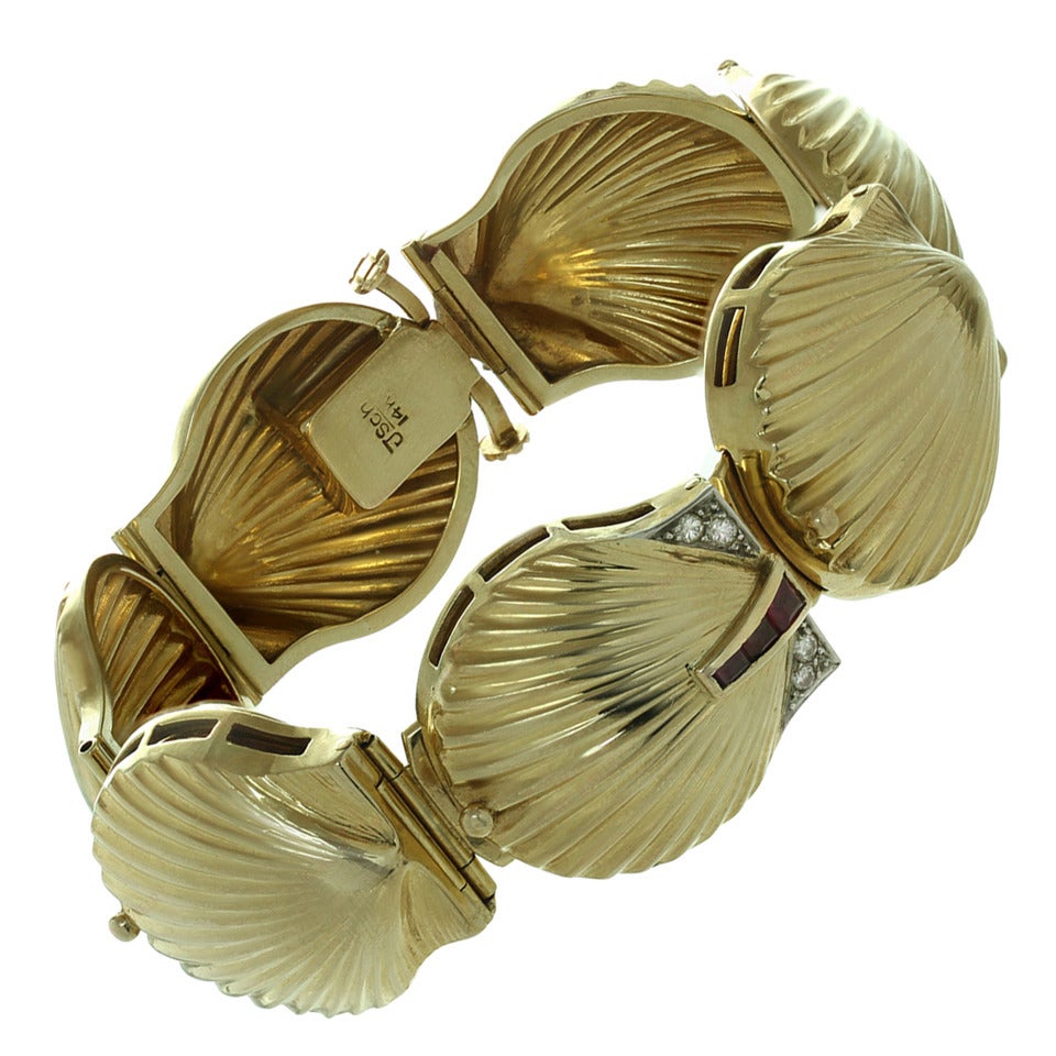 J. Schulz Yellow Gold Diamond Ruby Seashell Bracelet Locket Wristwatch