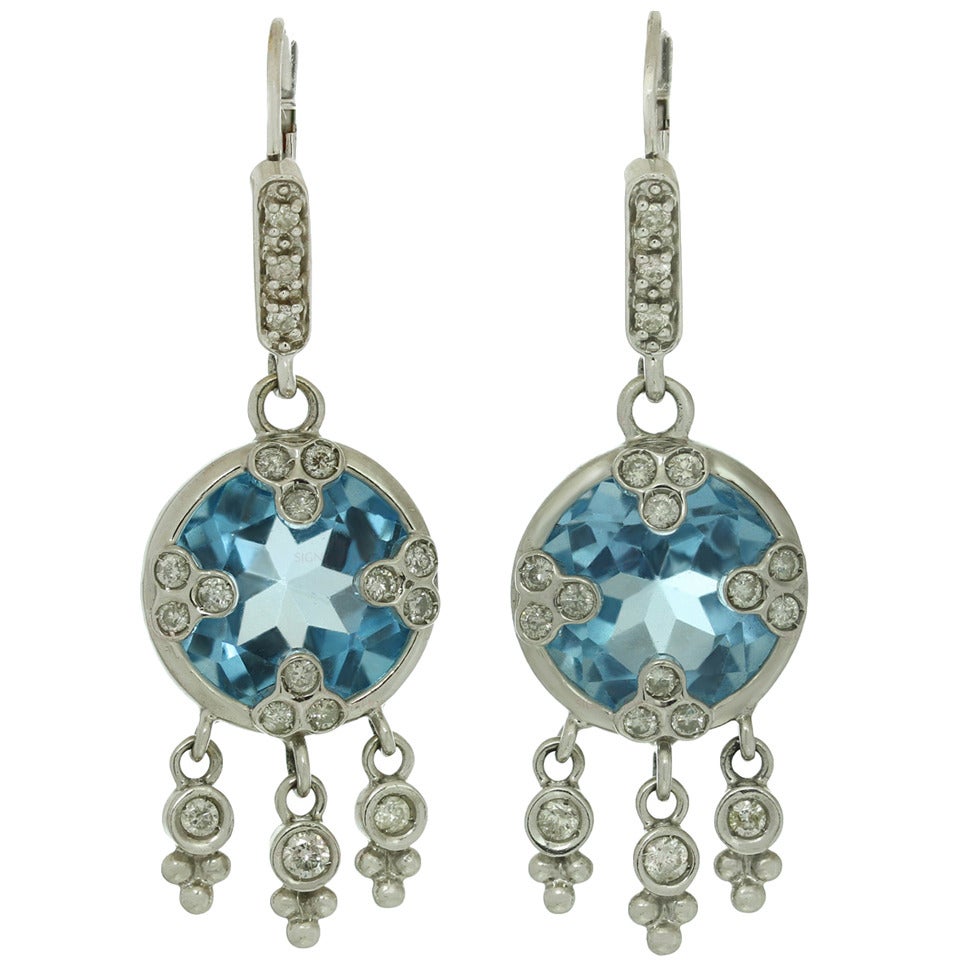 Boucles d'oreilles en goutte en or et quartz bleu en vente