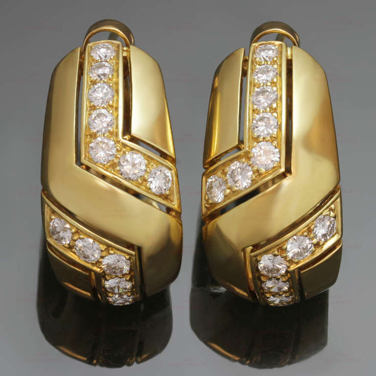CARTIER Diamond Yellow Gold Lever-Back Earrings In Excellent Condition In New York, NY