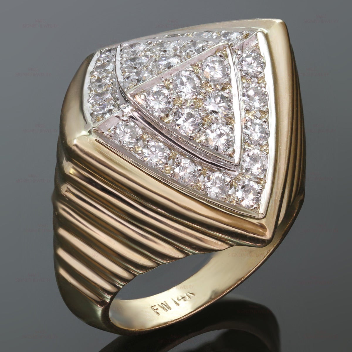 Women's 1980s Diamond Yellow Gold Geometric Ring For Sale