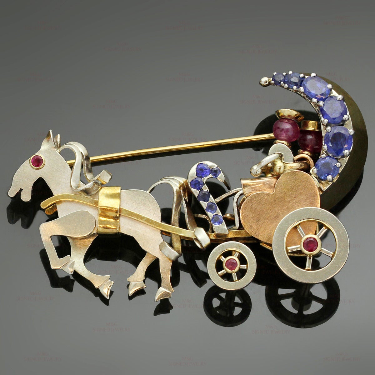 Women's 1940s Ruby Sapphire Tri-Color Gold Couple in Movable Horse Carriage Brooch For Sale