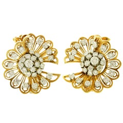 Van Cleef & Arpels Rare 1940s Gold Diamond Clip-On Earrings Brooches