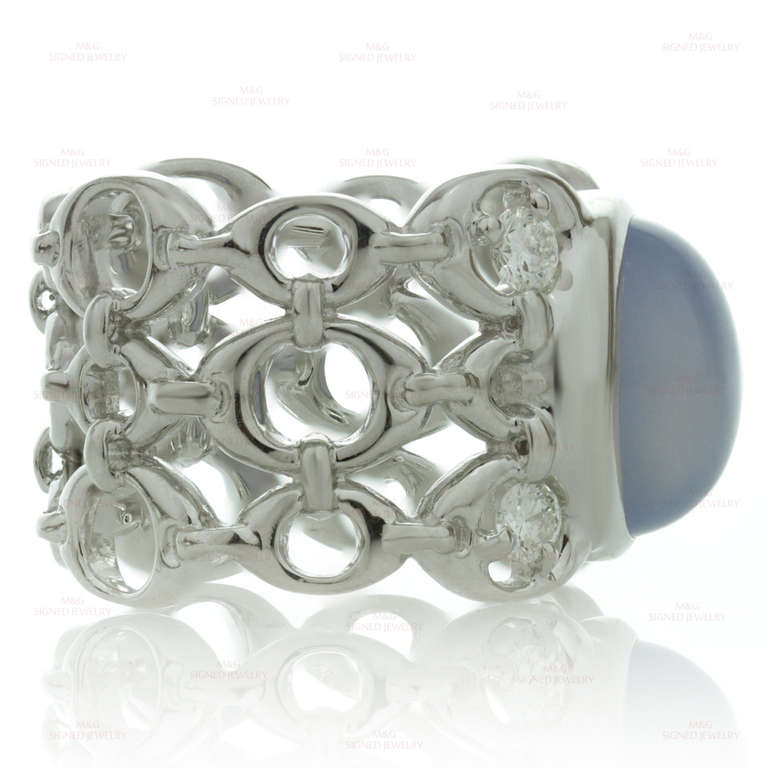 2000s CHRISTIAN DIOR Diamond Chalcedony White Gold Ring In Excellent Condition In New York, NY