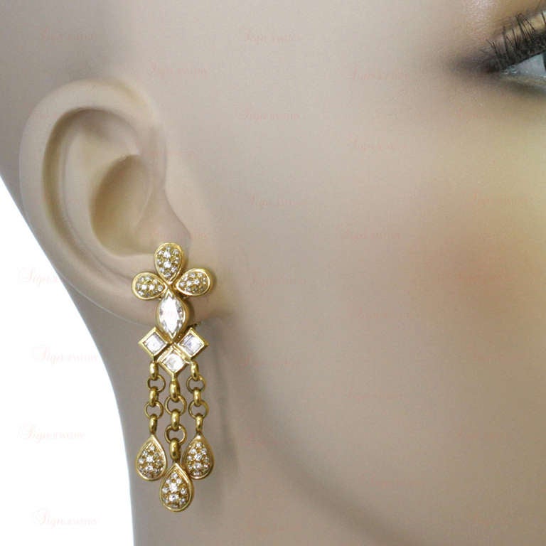 2000s CHATILA Yellow Gold Diamond Evening Necklace & Earrings Set 5