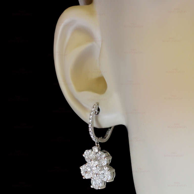 Women's Gorgeous 2010s Diamond White Gold Flower Drop Earrings
