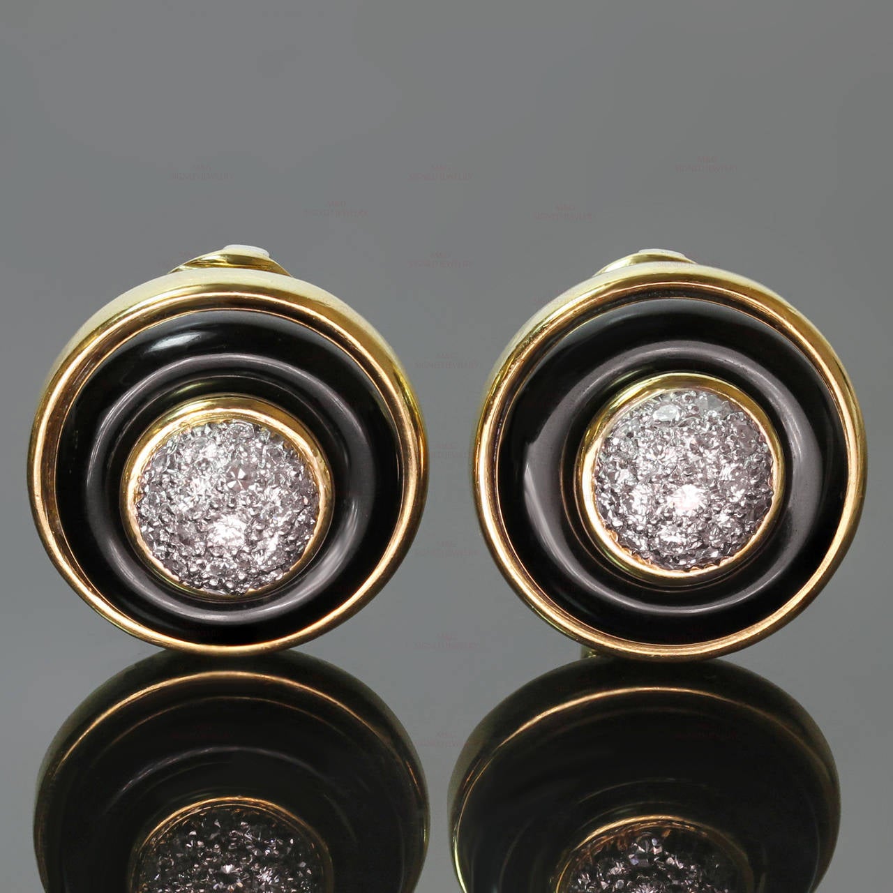 Tiffany & Co. aus den 1970er Jahren Diamant-Onyx-Gold-Ohrringe mit Clip im Angebot 1