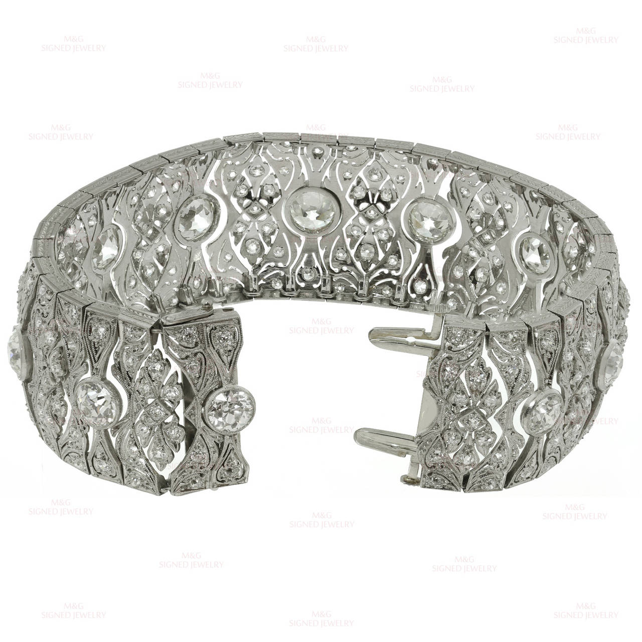 1920s Art Deco Diamond Platinum Filigree Bracelet In Good Condition In New York, NY