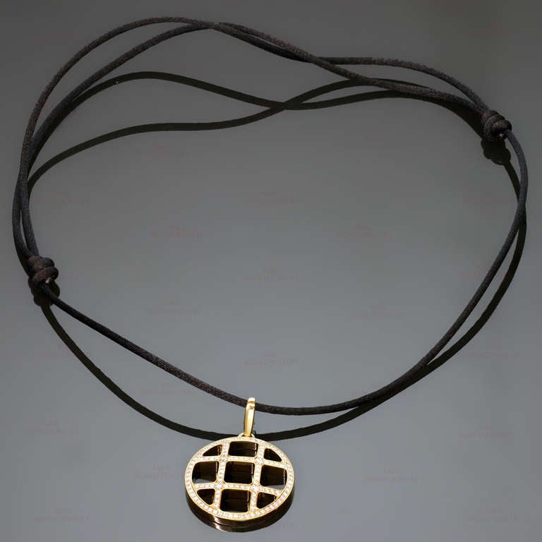 1990s PASHA De CARTIER Diamond Yellow Gold Circle Enhancer Pendant Necklace In Excellent Condition In New York, NY