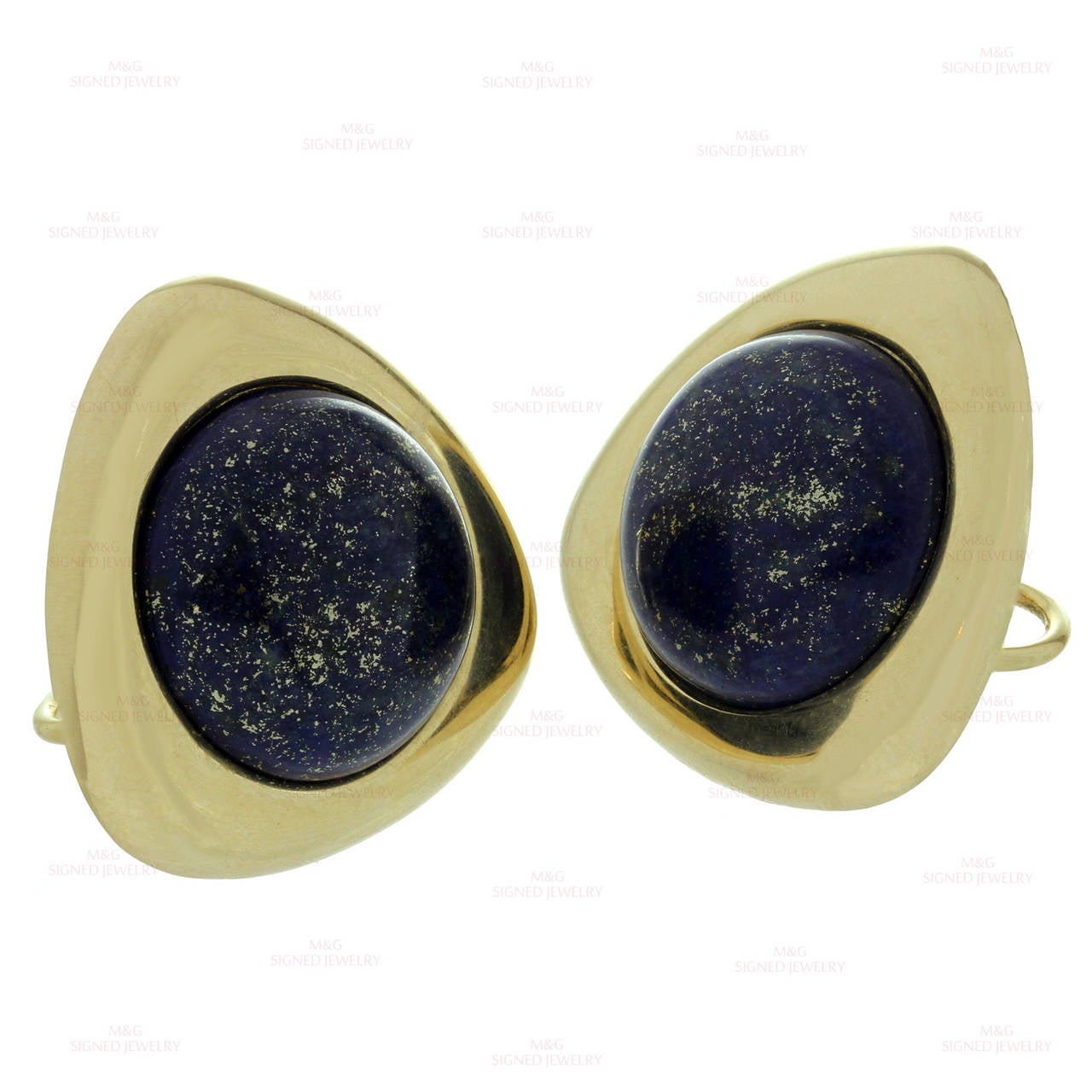 1980s Lapis Lazuli Yellow Gold Earrings In Good Condition For Sale In New York, NY