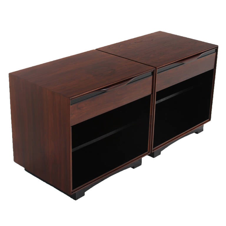 American Pair of Walnut and Black Trim Nightstands by Glenn of California For Sale