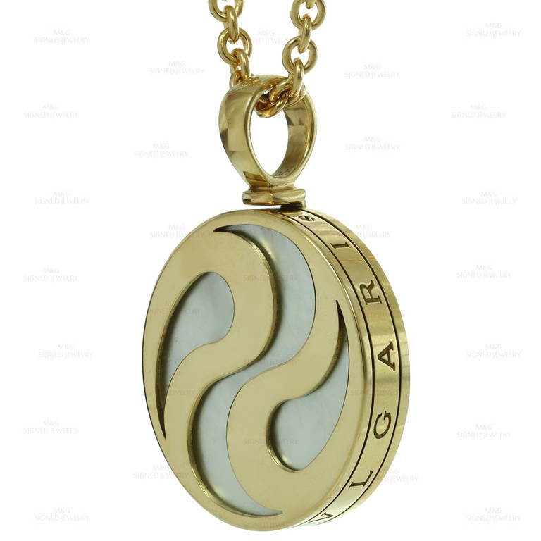 BULGARI Spinning Ying Yang Mother of Pearl Yellow Gold Pendant Necklace 1