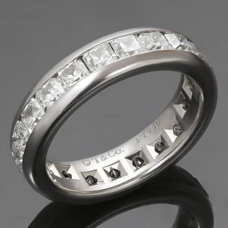 Tiffany & Co. Lucida Diamond Platinum Band Ring In Excellent Condition In New York, NY