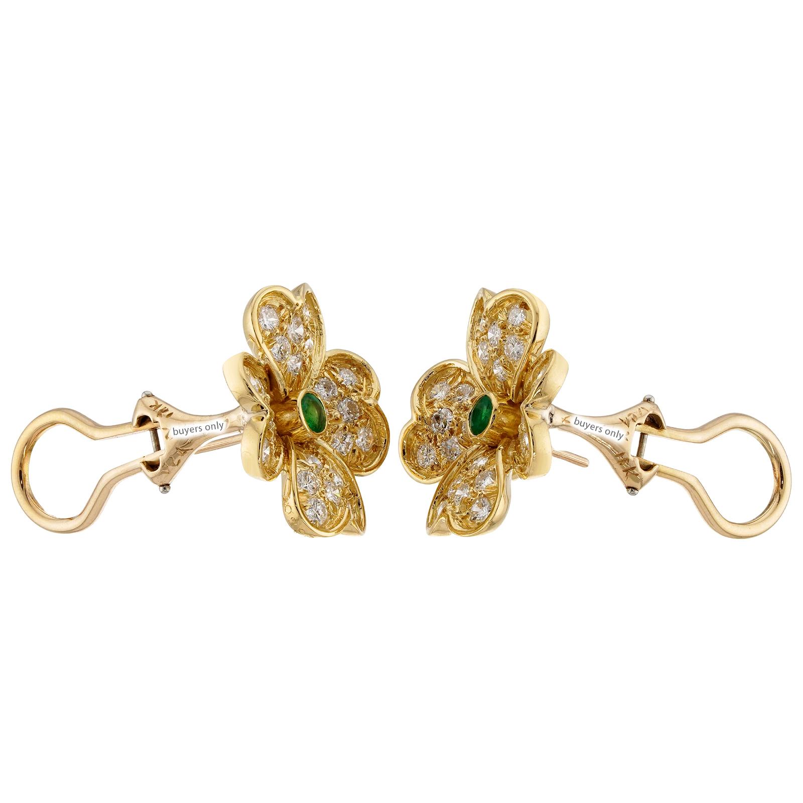 Brilliant Cut Van Cleef & Arpels Frivole Diamond Emerald 18k Yellow Gold Small Earrings For Sale