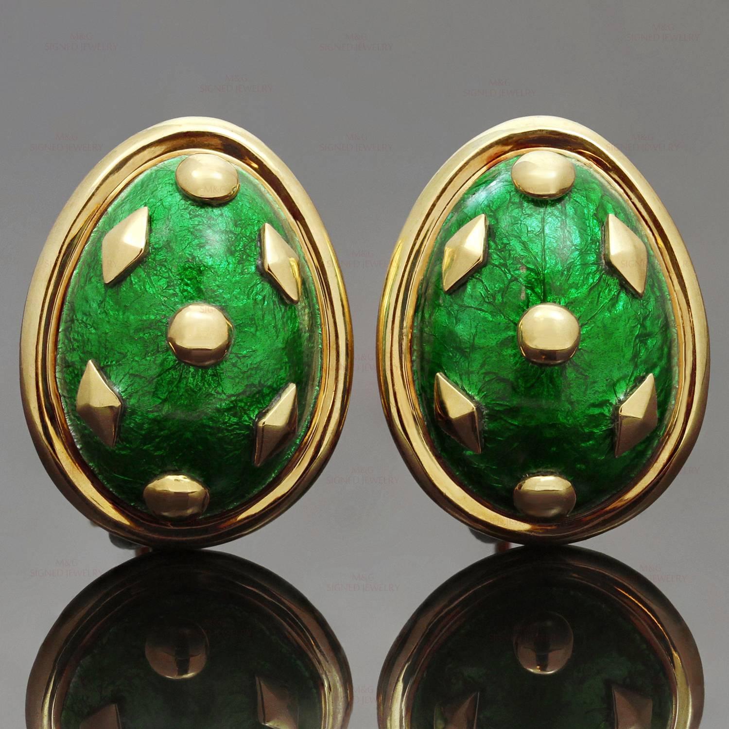 These iconic Tiffany earrings were designed by Schlumberger for the dazzling Dot Losange collection. These clip-on earrings  are crafted in 18k yellow gold and beautifully inlaid with green enamel. Made in United States circa 2000s. Measurements: