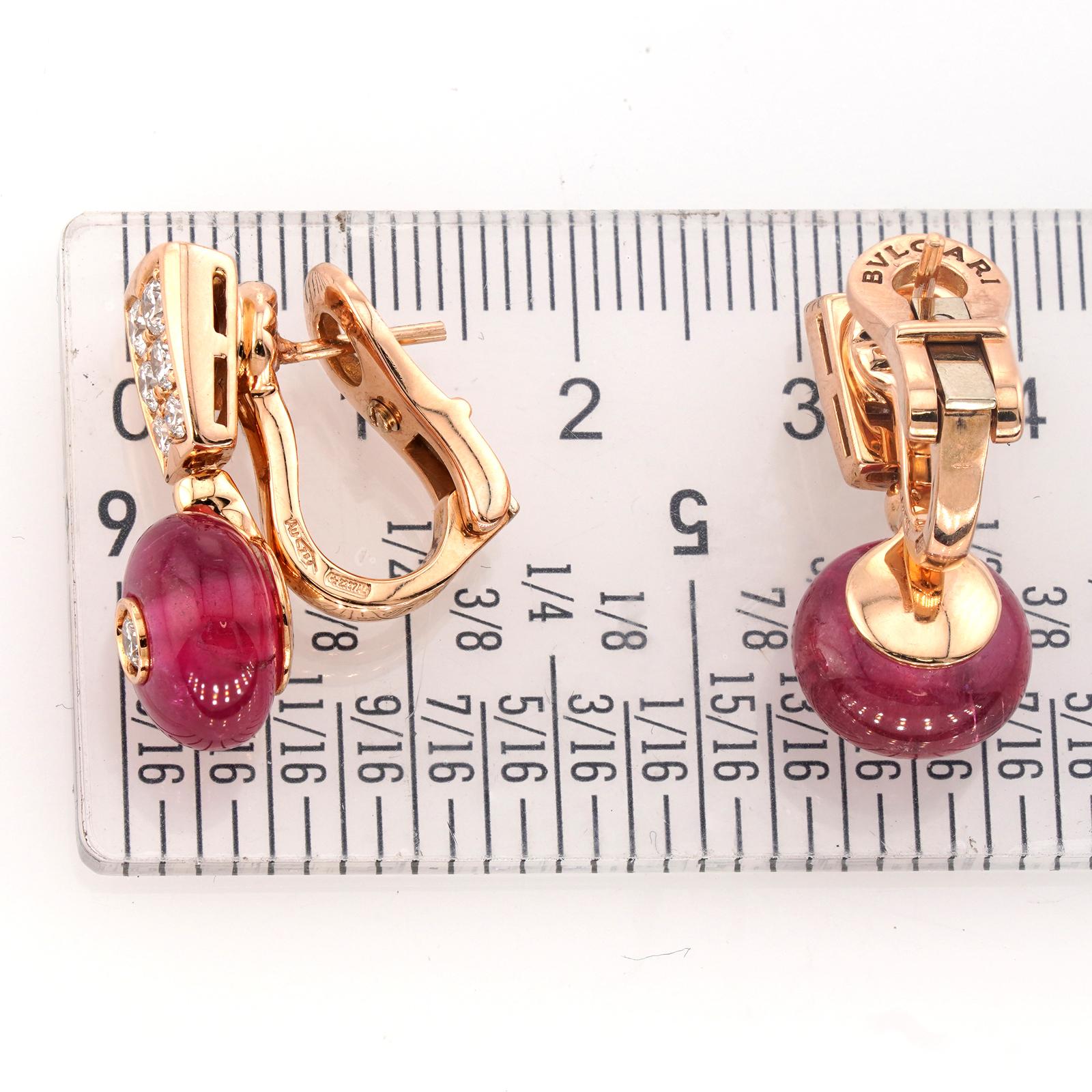 Donna Orecchini BULGARI in oro 18k con diamanti e rubini in vendita