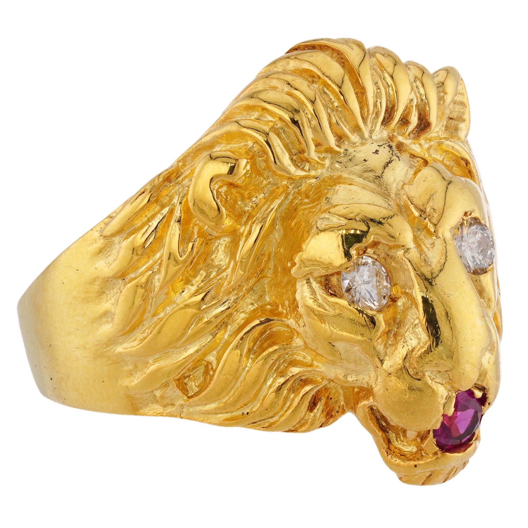 Löwenkopf Rubin Diamant 18k Gelbgold Ring für Damen oder Herren im Angebot