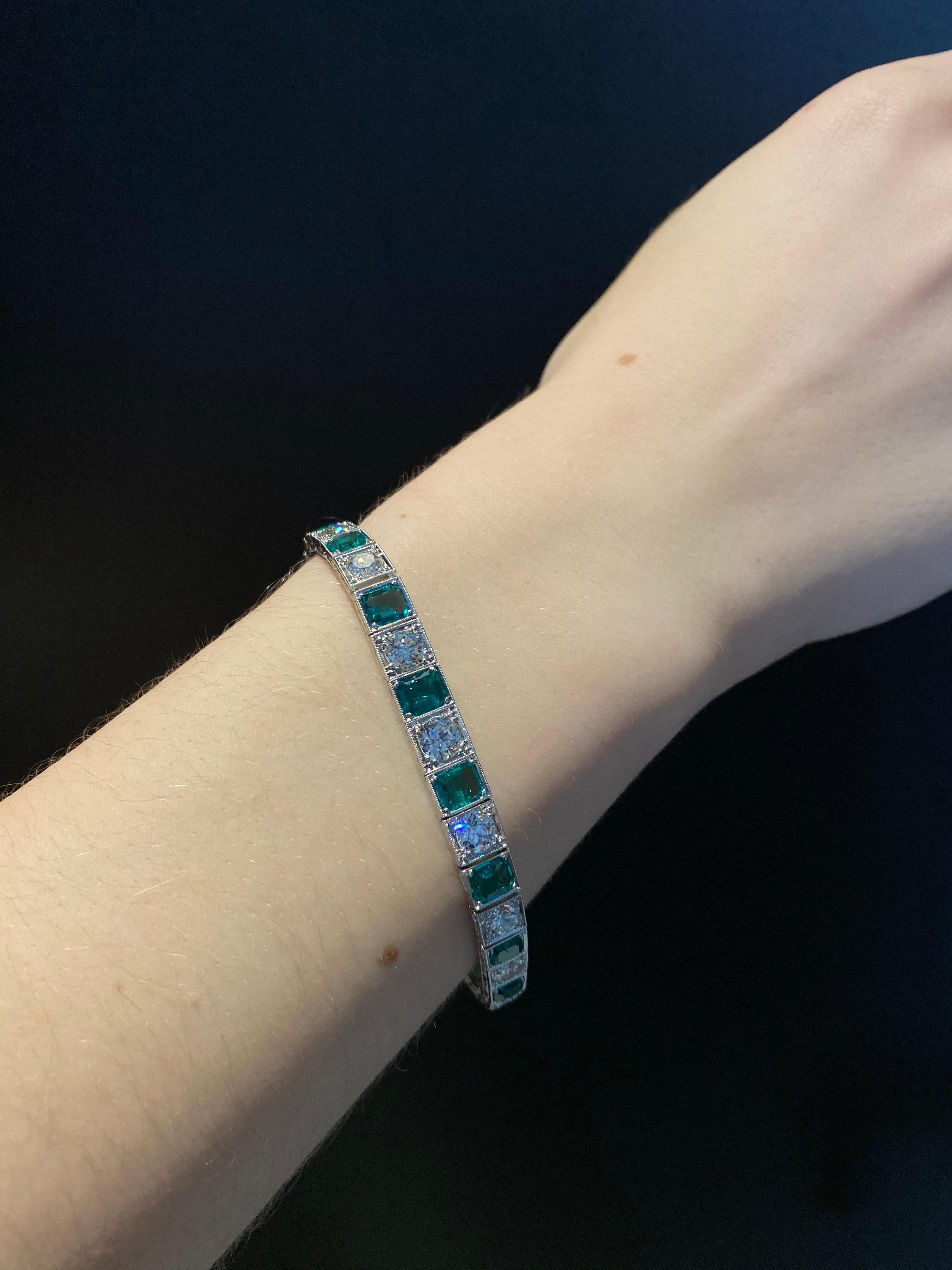 Vintage Certified Colombian Emerald Diamond Bracelet Platinum White Gold 1990s In Good Condition For Sale In Lisbon, PT