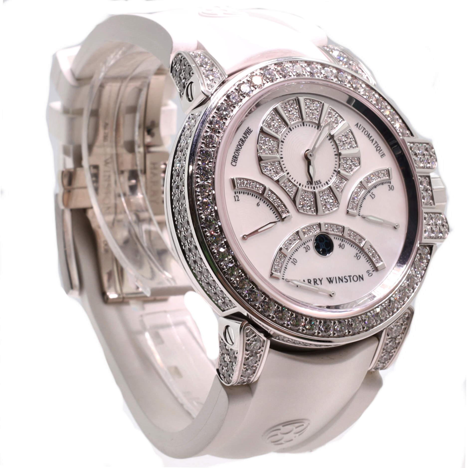 Dreifache Retrograde Chronograph-Automatikuhr von Harry Winston, Weiß G im Zustand „Gut“ in New York, NY