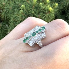 Vintage English 18k White Gold .60ctw Old Diamond w/ Emerald Dinner Ring